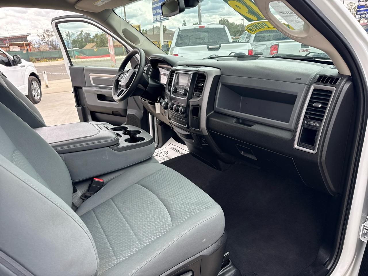RAM 1500 Classic Tradesman 4x2 Reg Cab 6'4" Box 2019