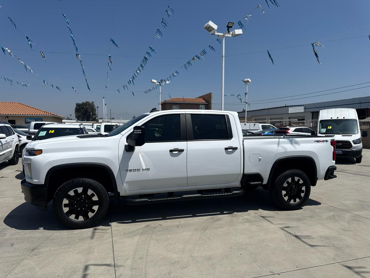 Chevrolet Silverado 2500HD 4WD Crew Cab 159" Custom 2020