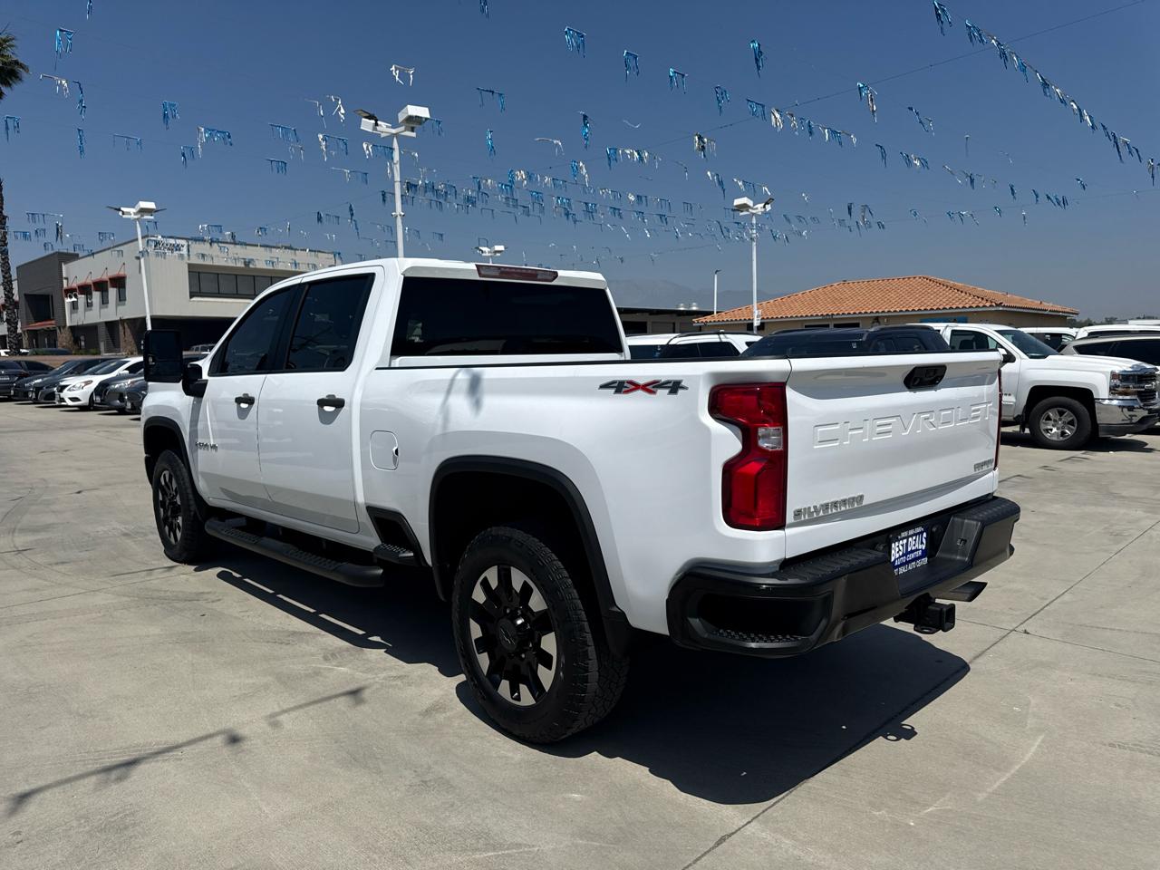 Chevrolet Silverado 2500HD 4WD Crew Cab 159" Custom 2020