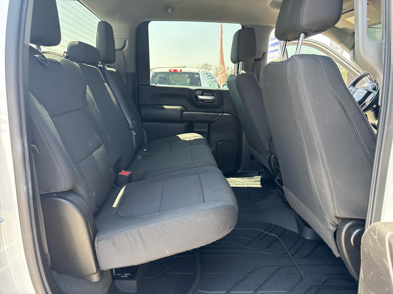Chevrolet Silverado 2500HD 4WD Crew Cab 159" Custom 2020