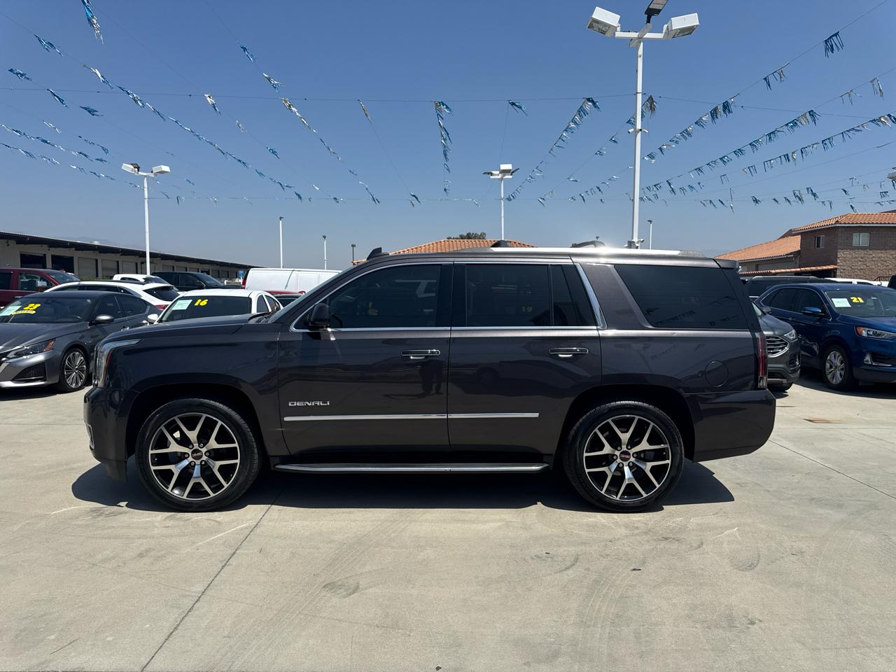 GMC Yukon 4WD 4dr Denali 2017