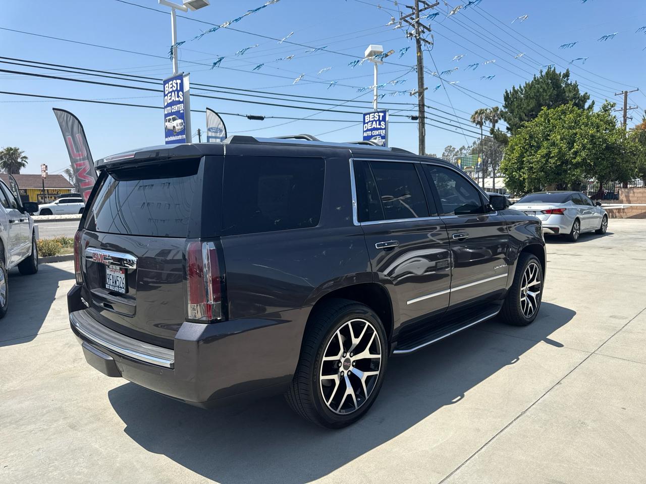 GMC Yukon 4WD 4dr Denali 2017