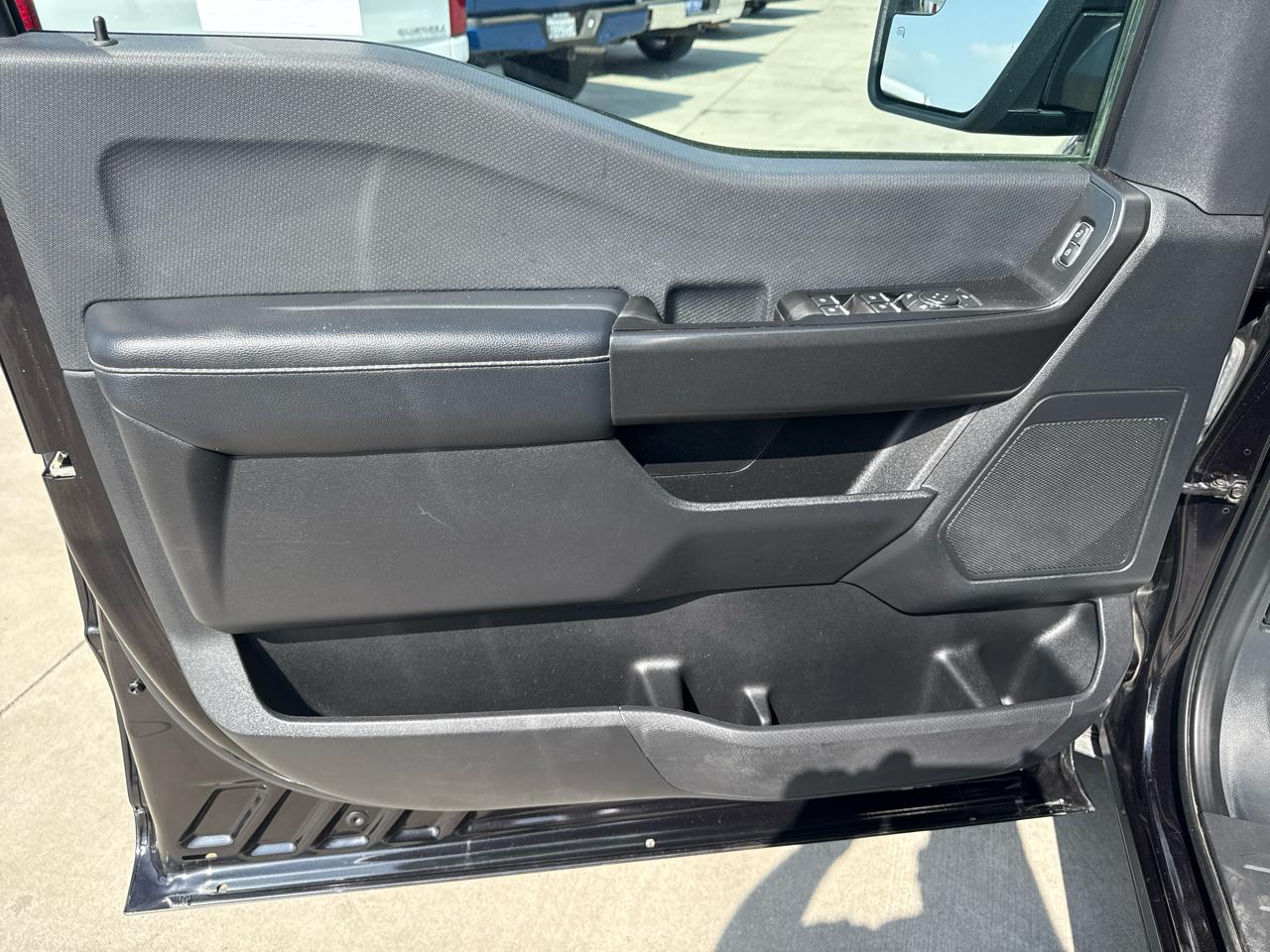 Ford F-150 XL 4WD SuperCrew 5.5' Box 2022