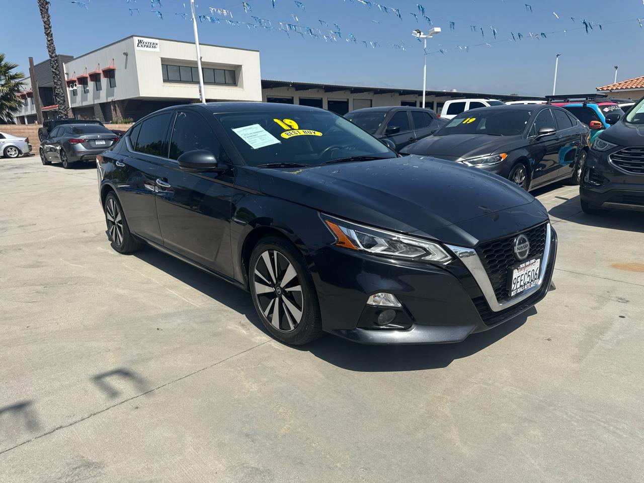 Nissan Altima 2.5 SL Sedan 2019
