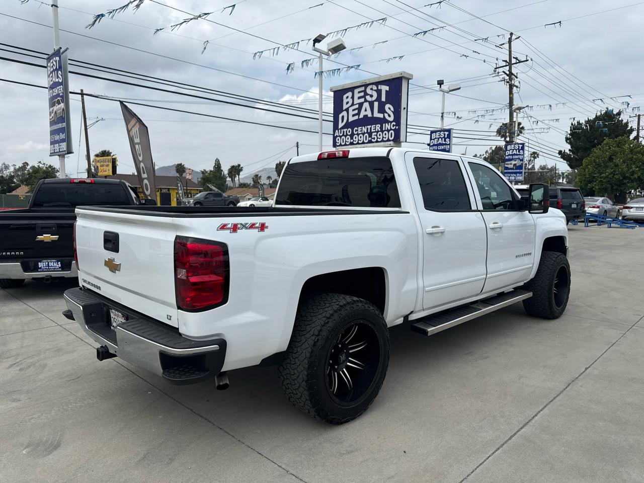 Chevrolet Silverado 1500 4WD Crew Cab 143.5" LT w/1LT 2017