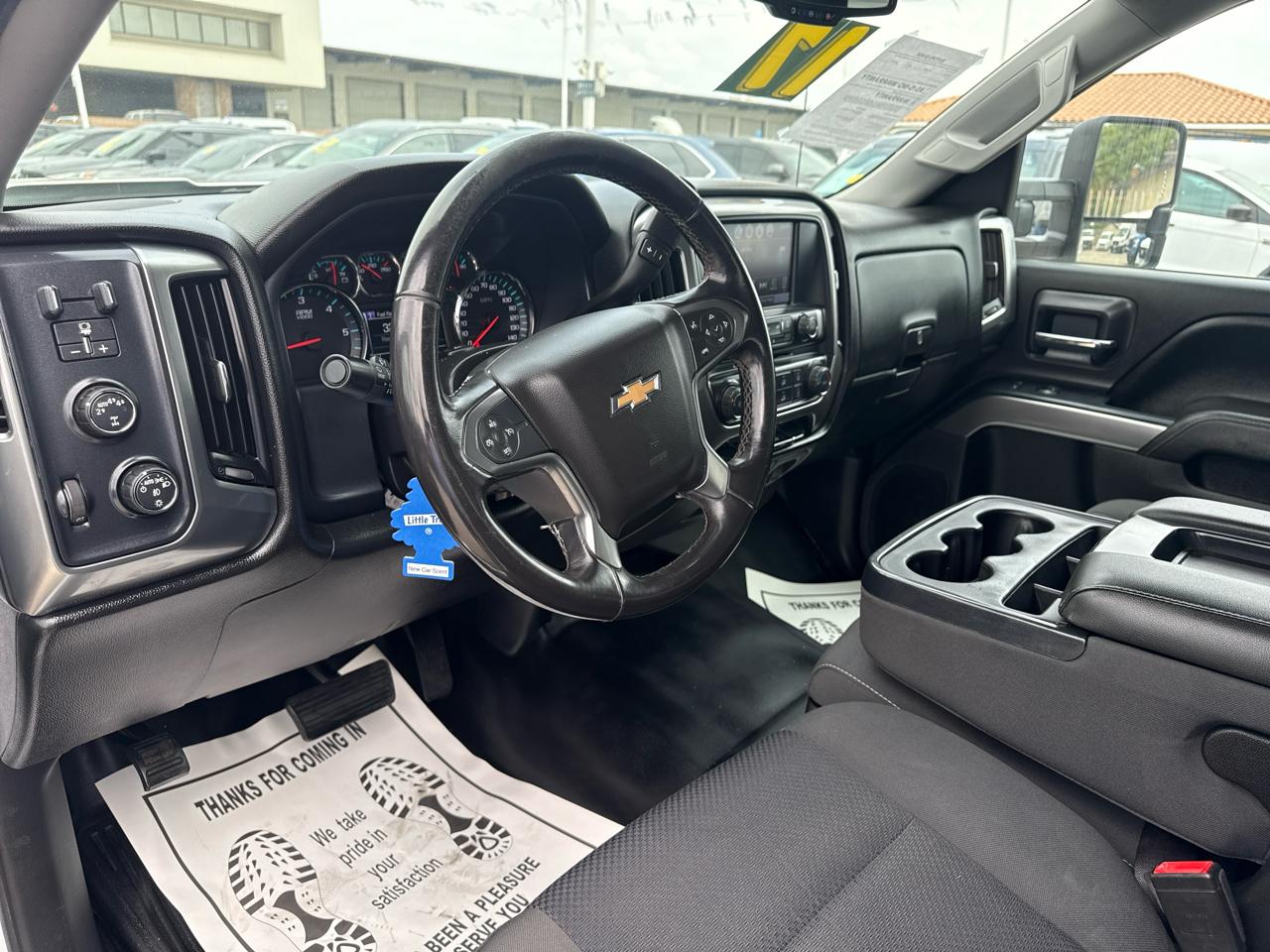 Chevrolet Silverado 1500 4WD Crew Cab 143.5" LT w/1LT 2017