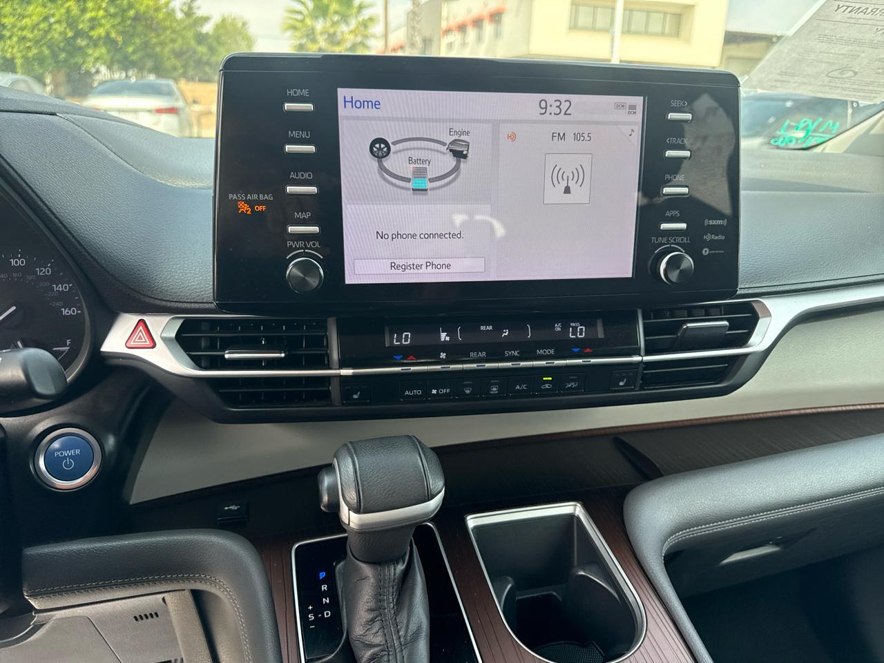Toyota Sienna XLE FWD 7-Passenger (Natl) 2022