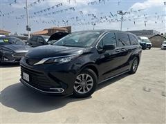 2022 Toyota Sienna 
