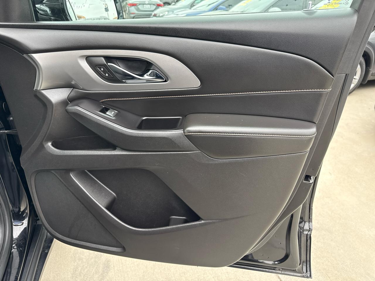 Chevrolet Traverse FWD 4dr LS w/1LS 2018