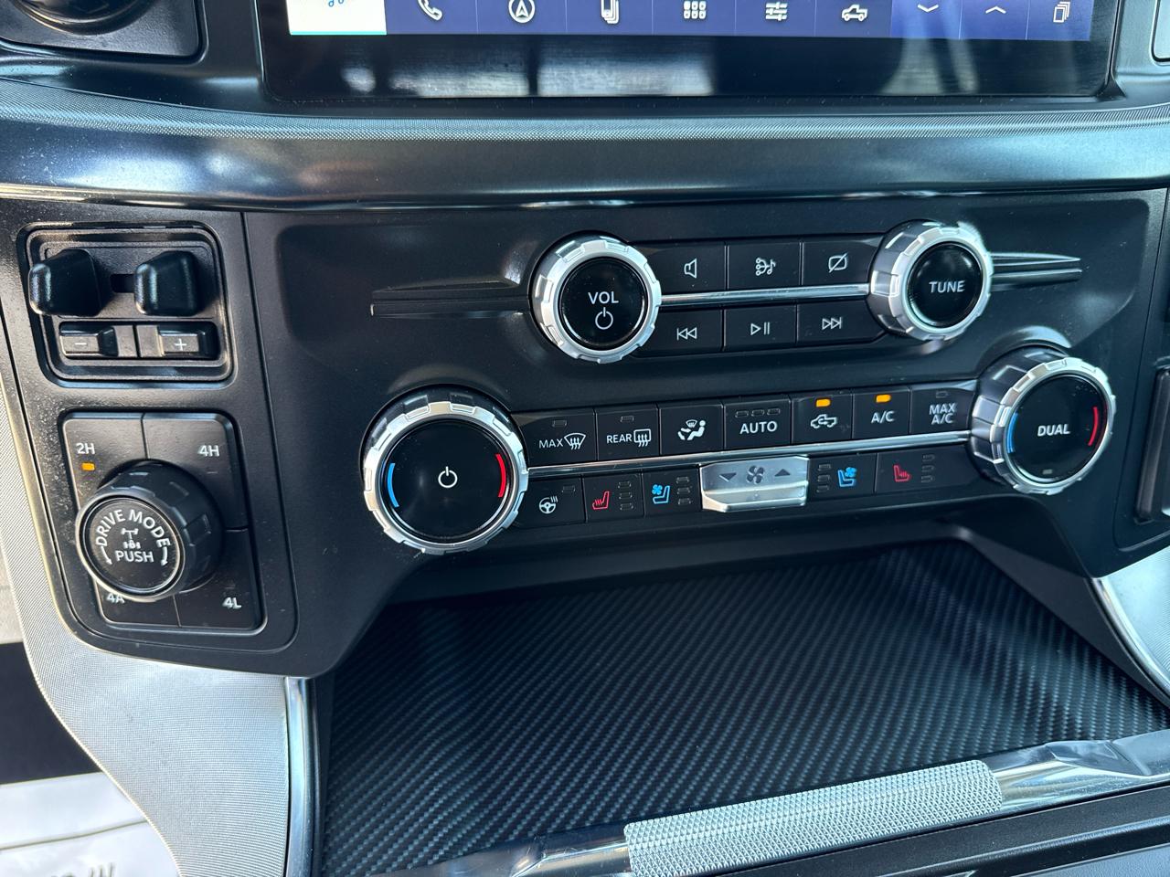 Ford F-150 Limited 4WD SuperCrew 5.5' Box 2022