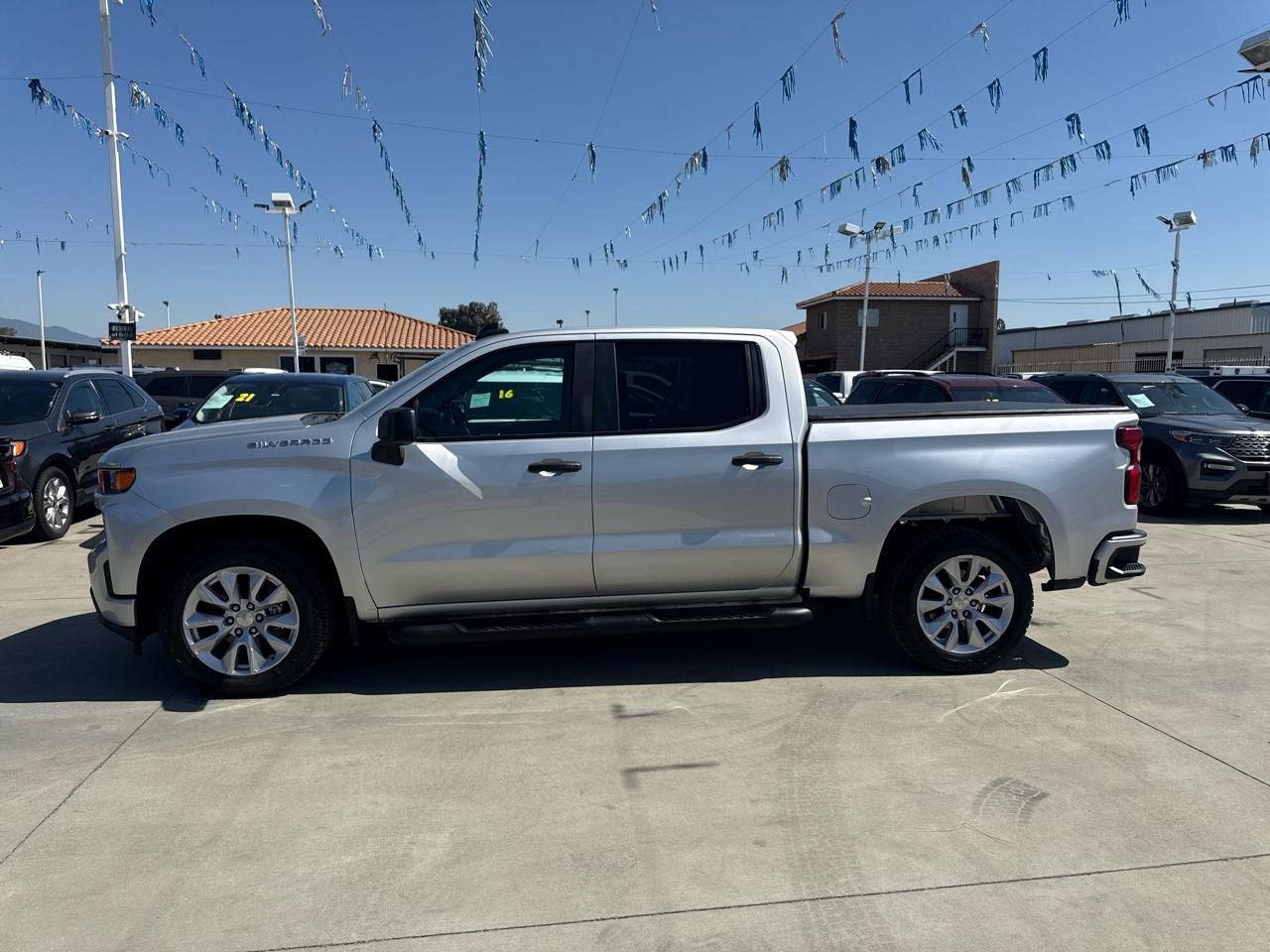 Chevrolet Silverado 1500 LTD 2WD Crew Cab 147" Custom 2022