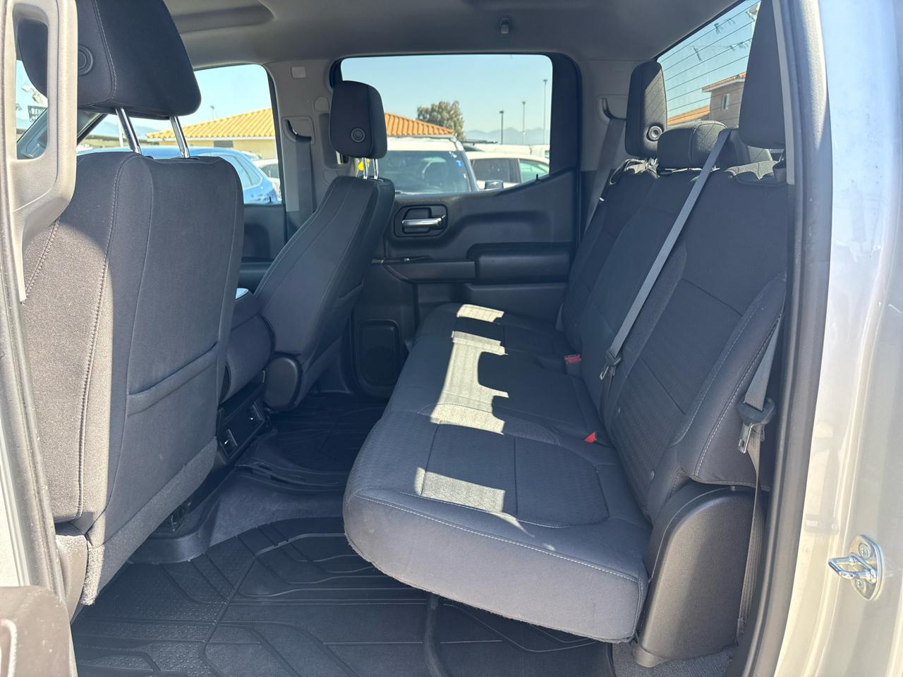 Chevrolet Silverado 1500 LTD 2WD Crew Cab 147" Custom 2022