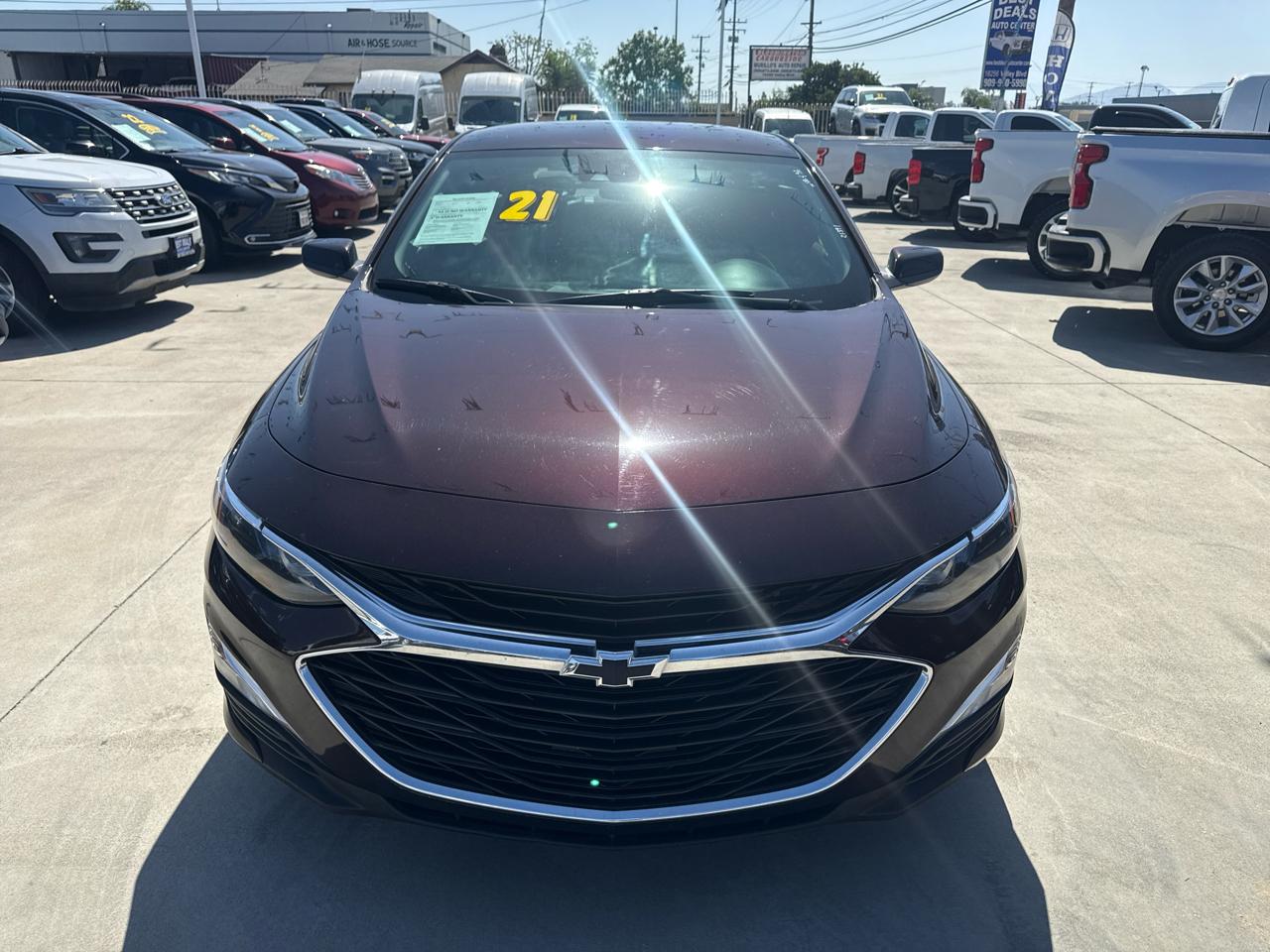 Chevrolet Malibu 4dr Sdn RS 2021