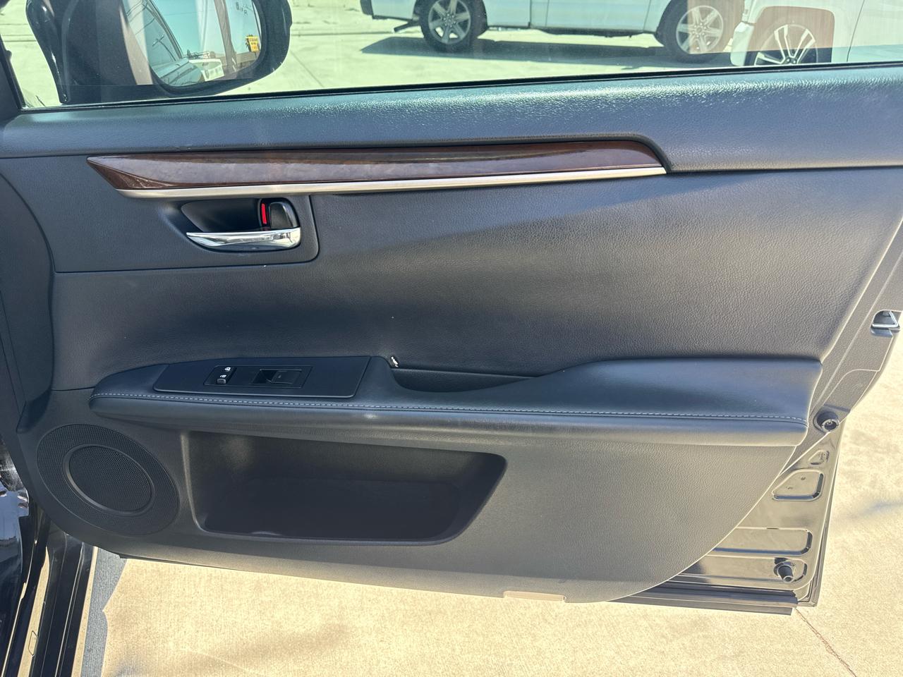 Lexus ES 350 4dr Sdn 2014