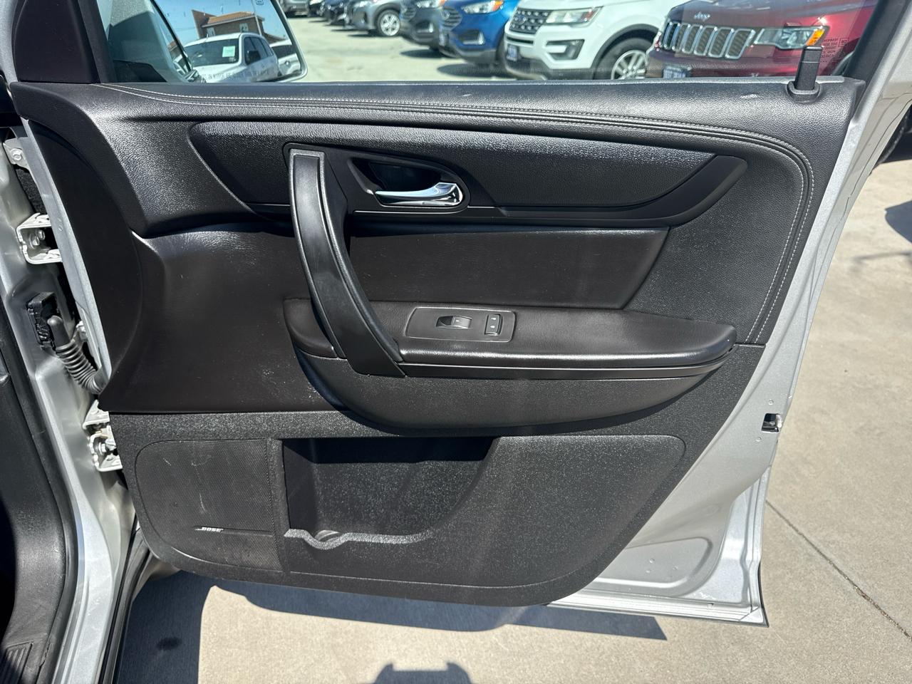 Chevrolet Traverse AWD 4dr LT w/2LT 2017