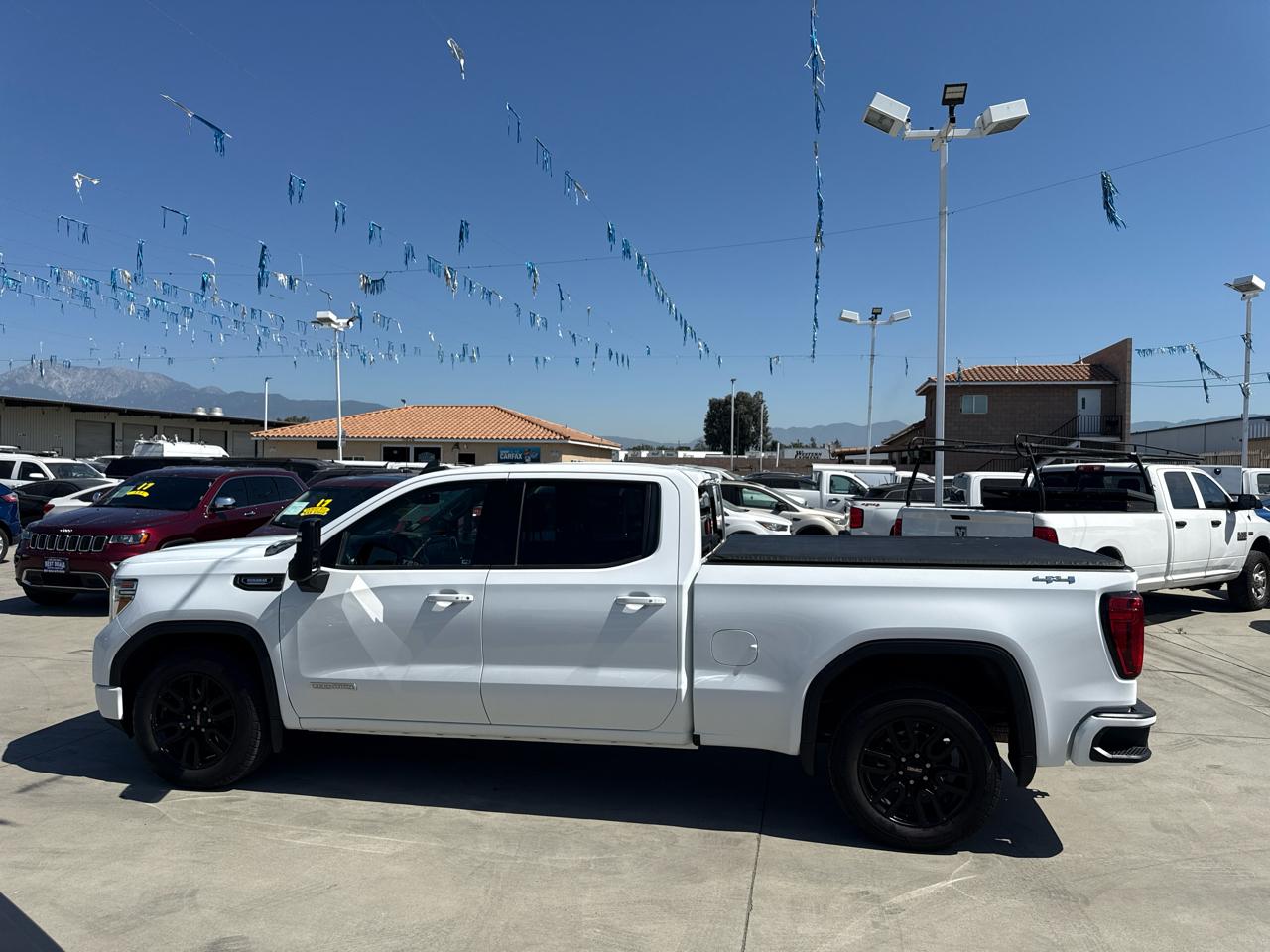 GMC Sierra 1500 4WD Crew Cab 157" Elevation 2021