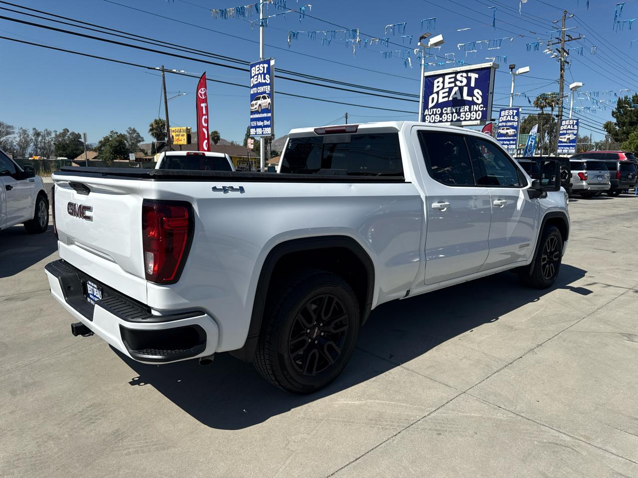 GMC Sierra 1500 4WD Crew Cab 157" Elevation 2021