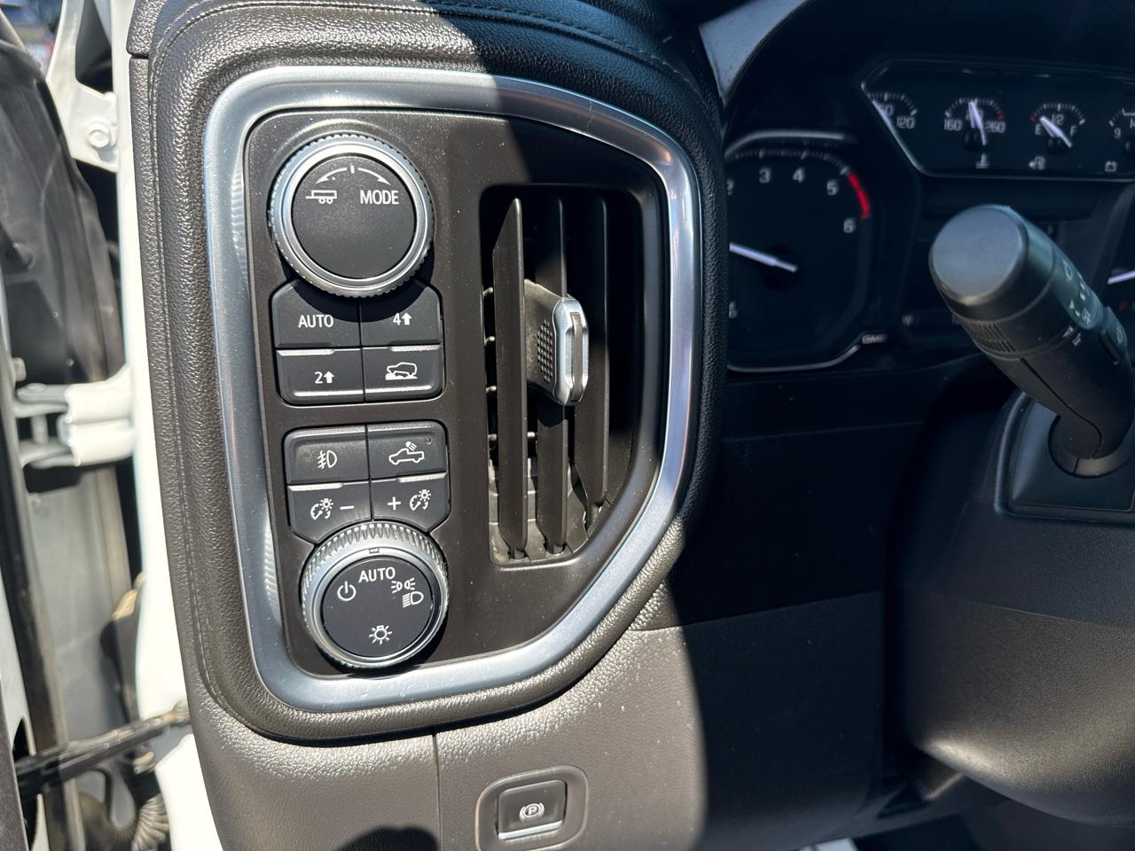 GMC Sierra 1500 4WD Crew Cab 157" Elevation 2021