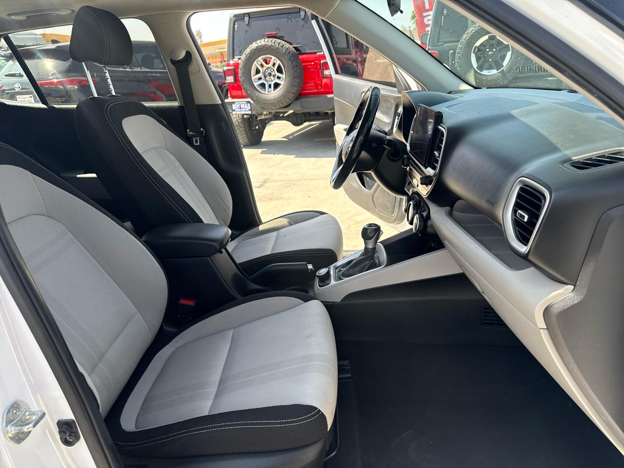 Hyundai Venue SEL IVT 2021