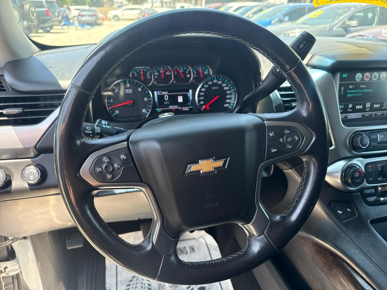 Chevrolet Suburban 4WD 4dr 1500 LT 2018
