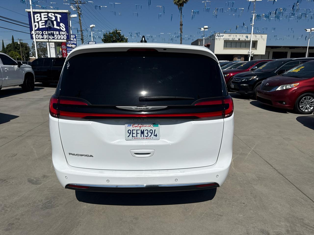 Chrysler Pacifica Touring L FWD 2023