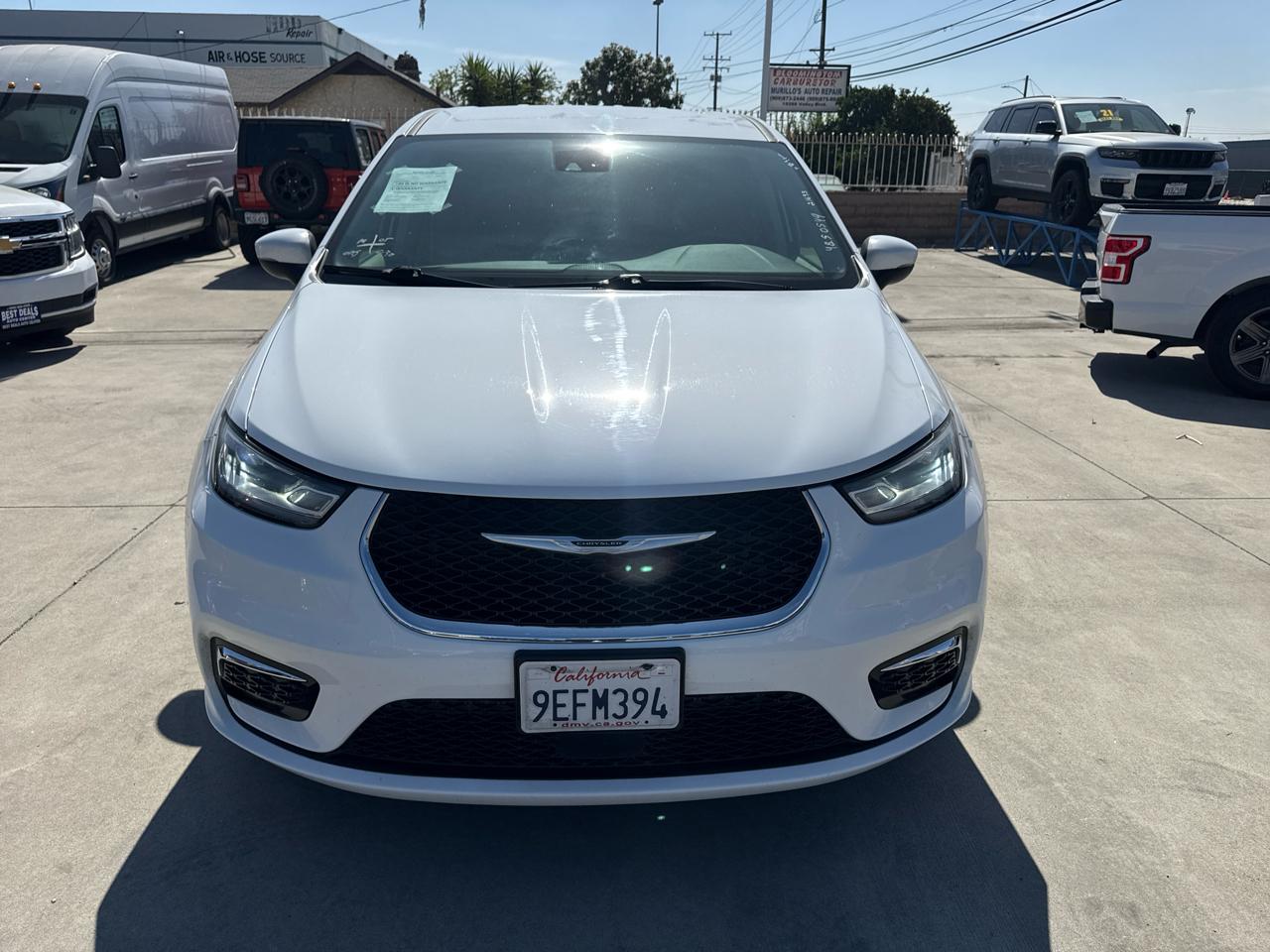 Chrysler Pacifica Touring L FWD 2023