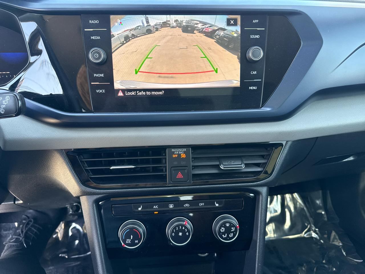Volkswagen Taos SE FWD 2023