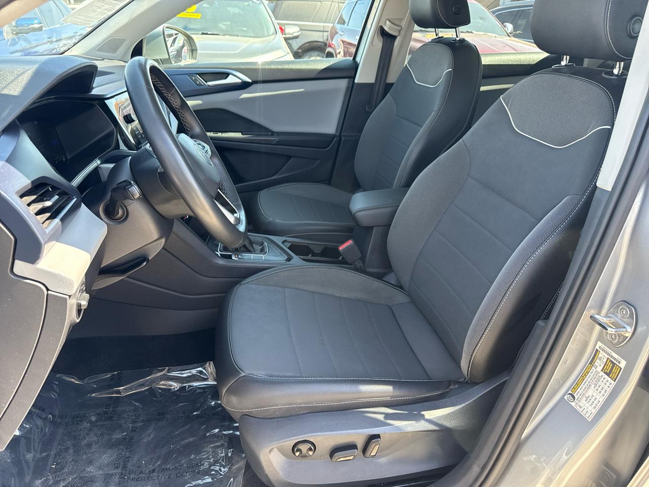 Volkswagen Taos SE FWD 2023