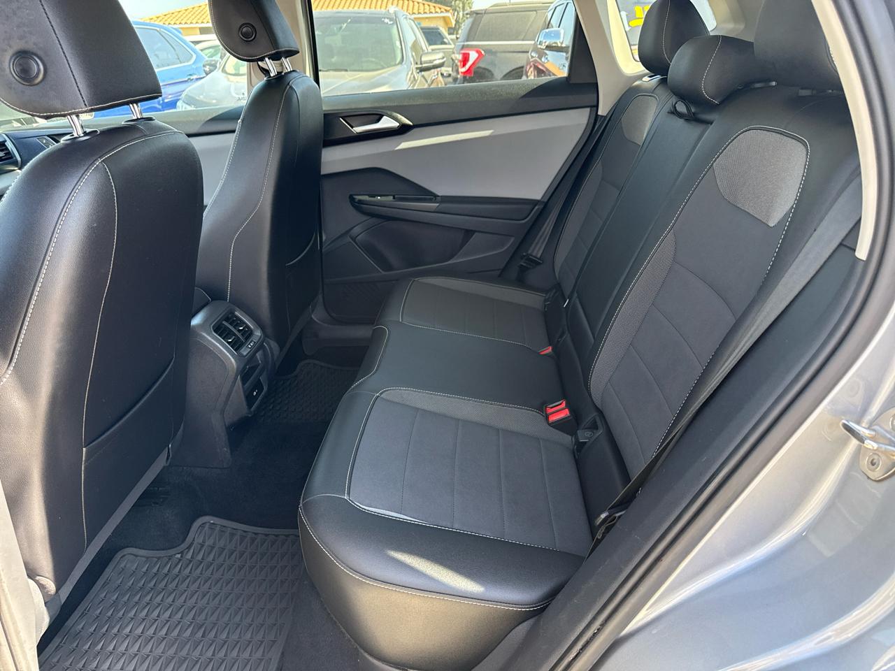 Volkswagen Taos SE FWD 2023