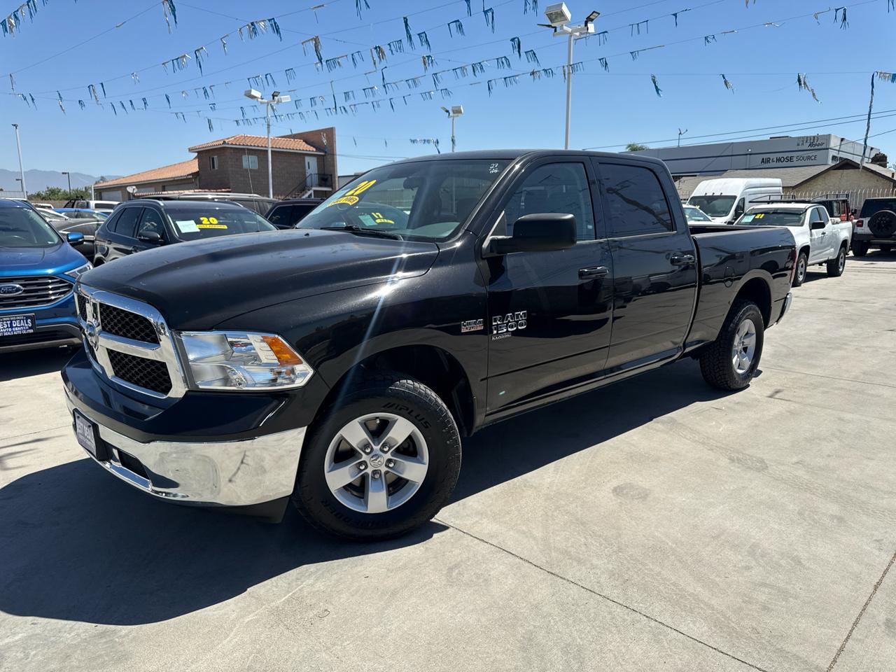 RAM 1500 Classic SLT 4x4 Crew Cab 6'4" Box 2020