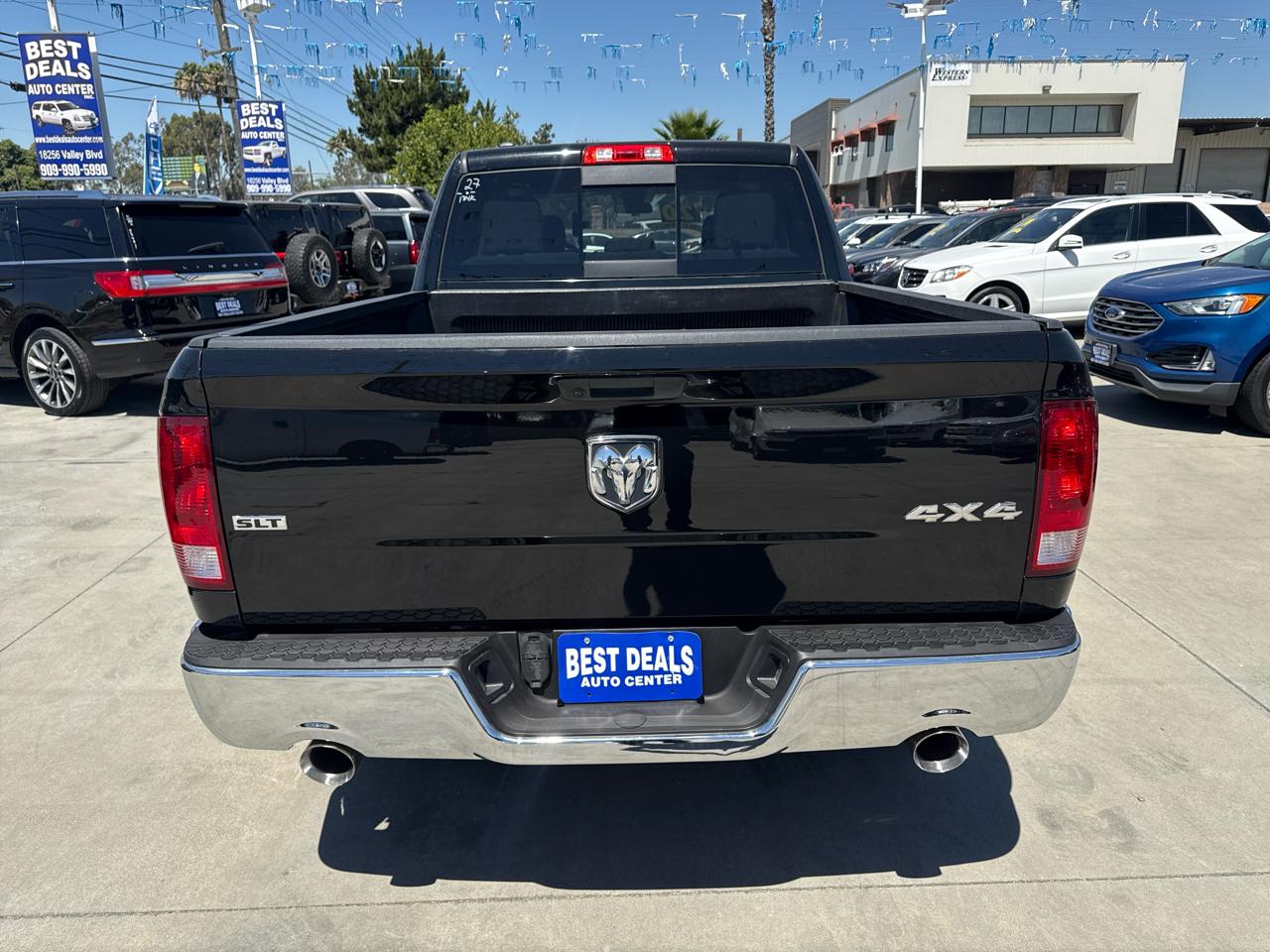 RAM 1500 Classic SLT 4x4 Crew Cab 6'4" Box 2020