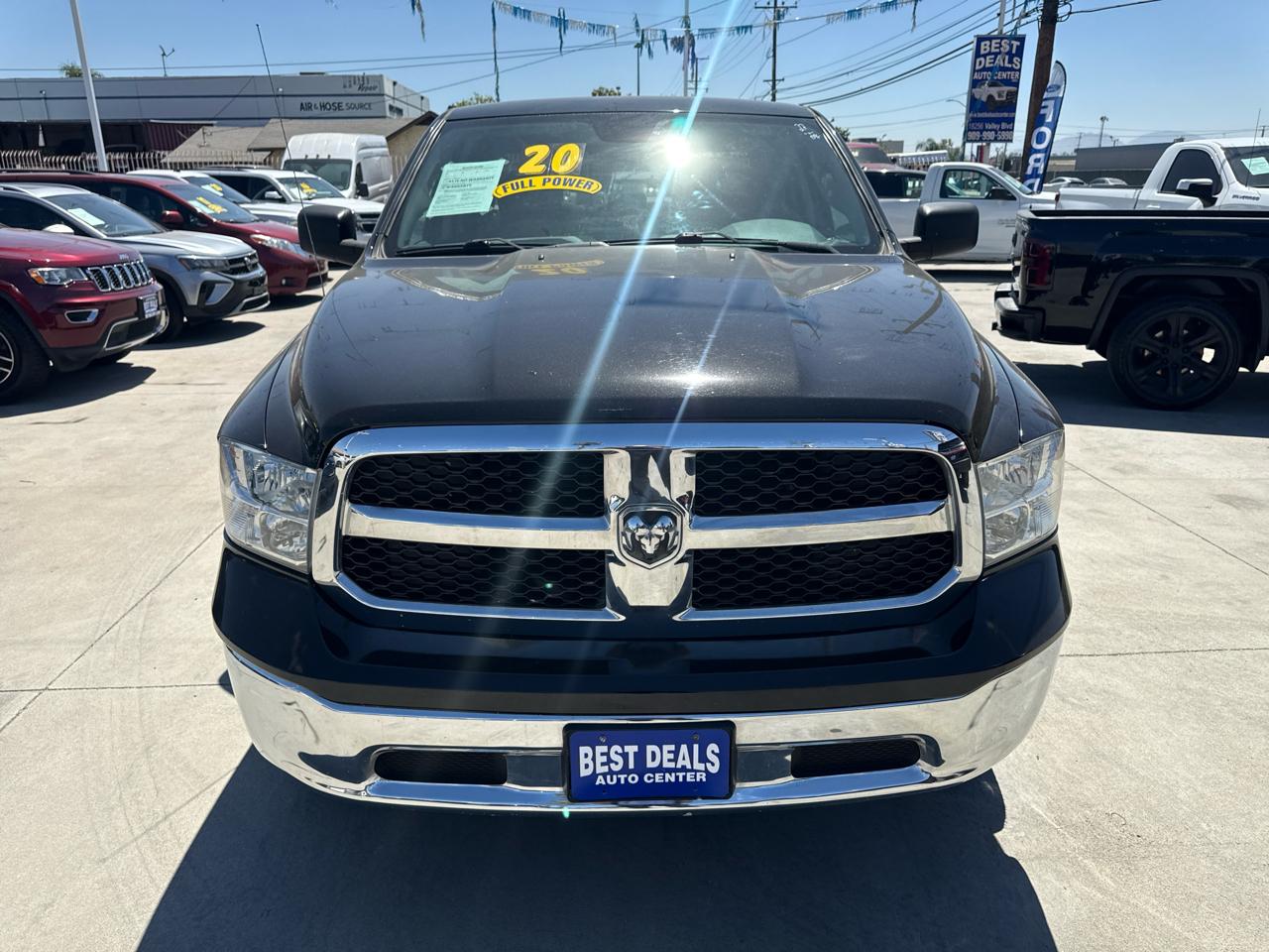 RAM 1500 Classic SLT 4x4 Crew Cab 6'4" Box 2020