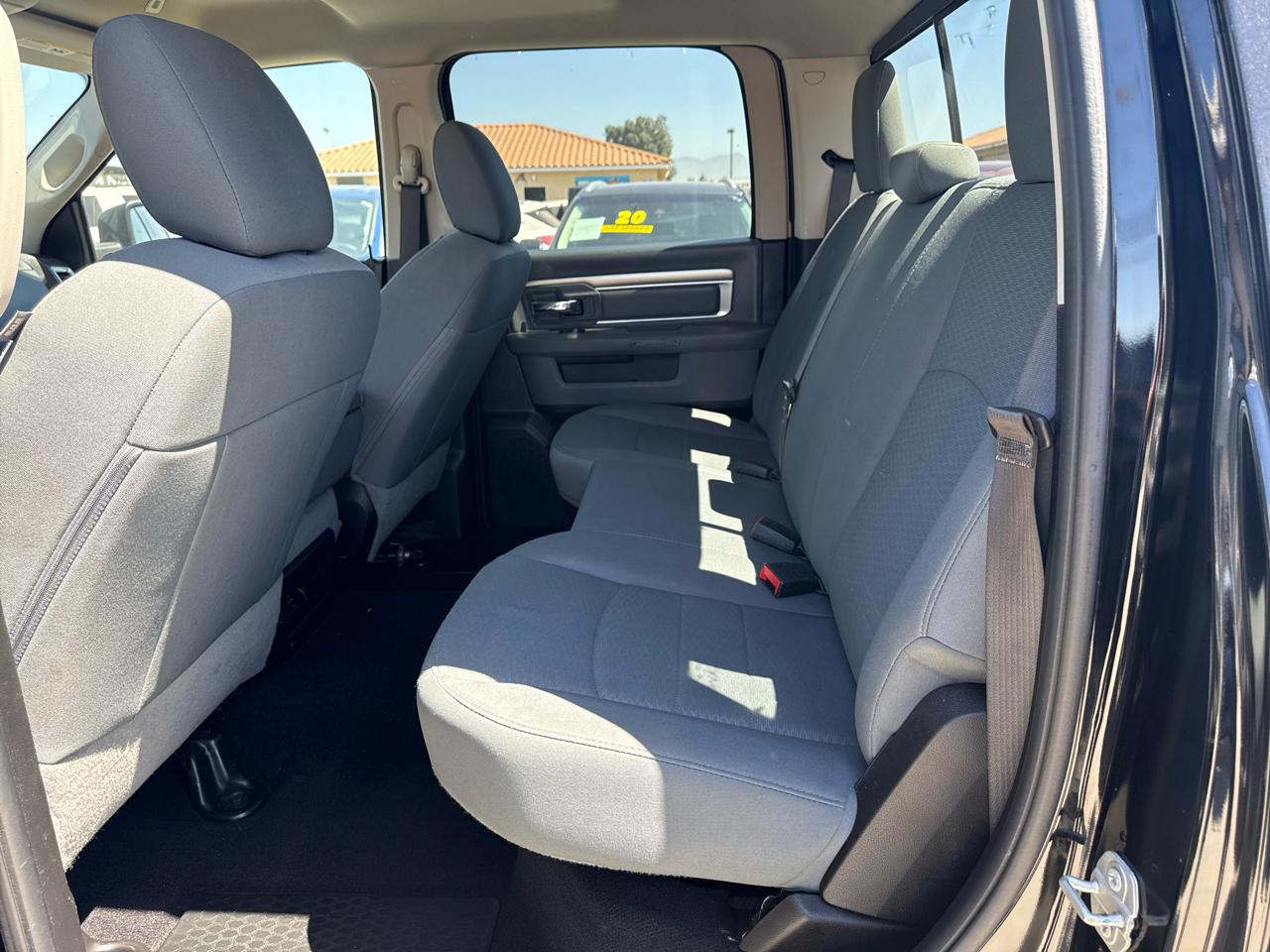RAM 1500 Classic SLT 4x4 Crew Cab 6'4" Box 2020