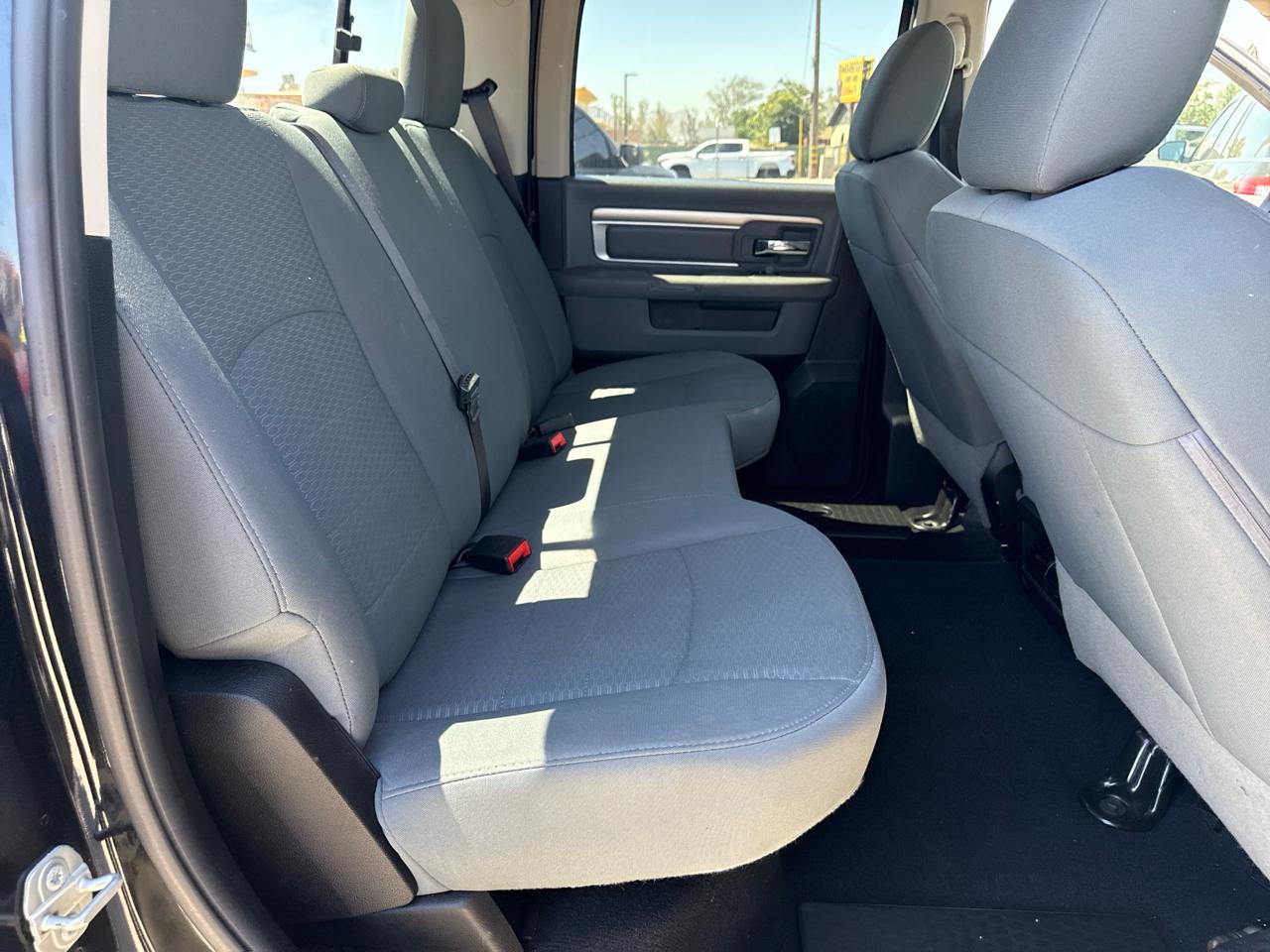 RAM 1500 Classic SLT 4x4 Crew Cab 6'4" Box 2020