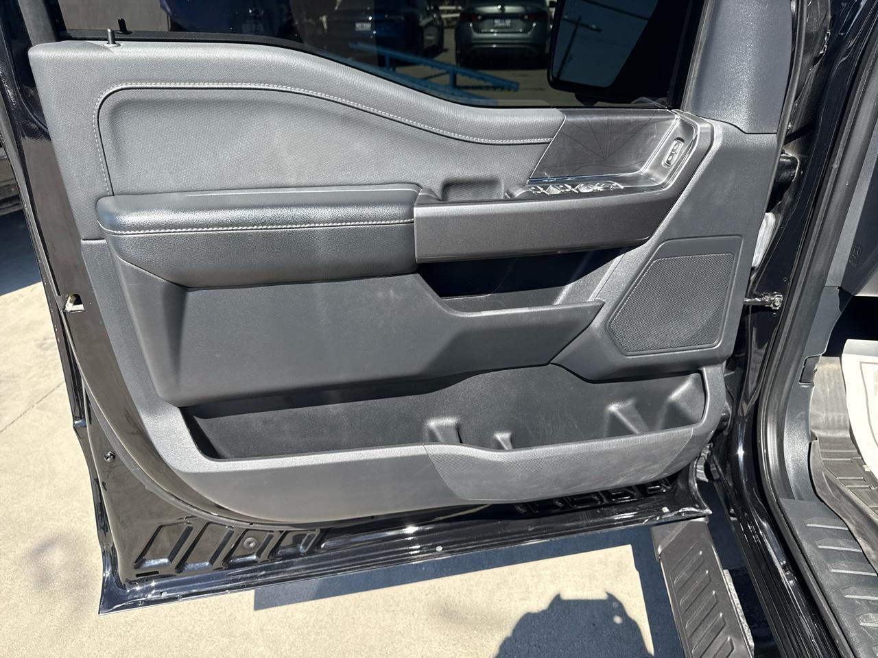 Ford F-150 King Ranch 4WD SuperCrew 5.5' Box 2023