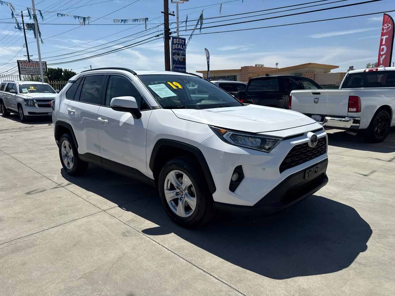 Toyota RAV4 XLE AWD (Natl) 2019