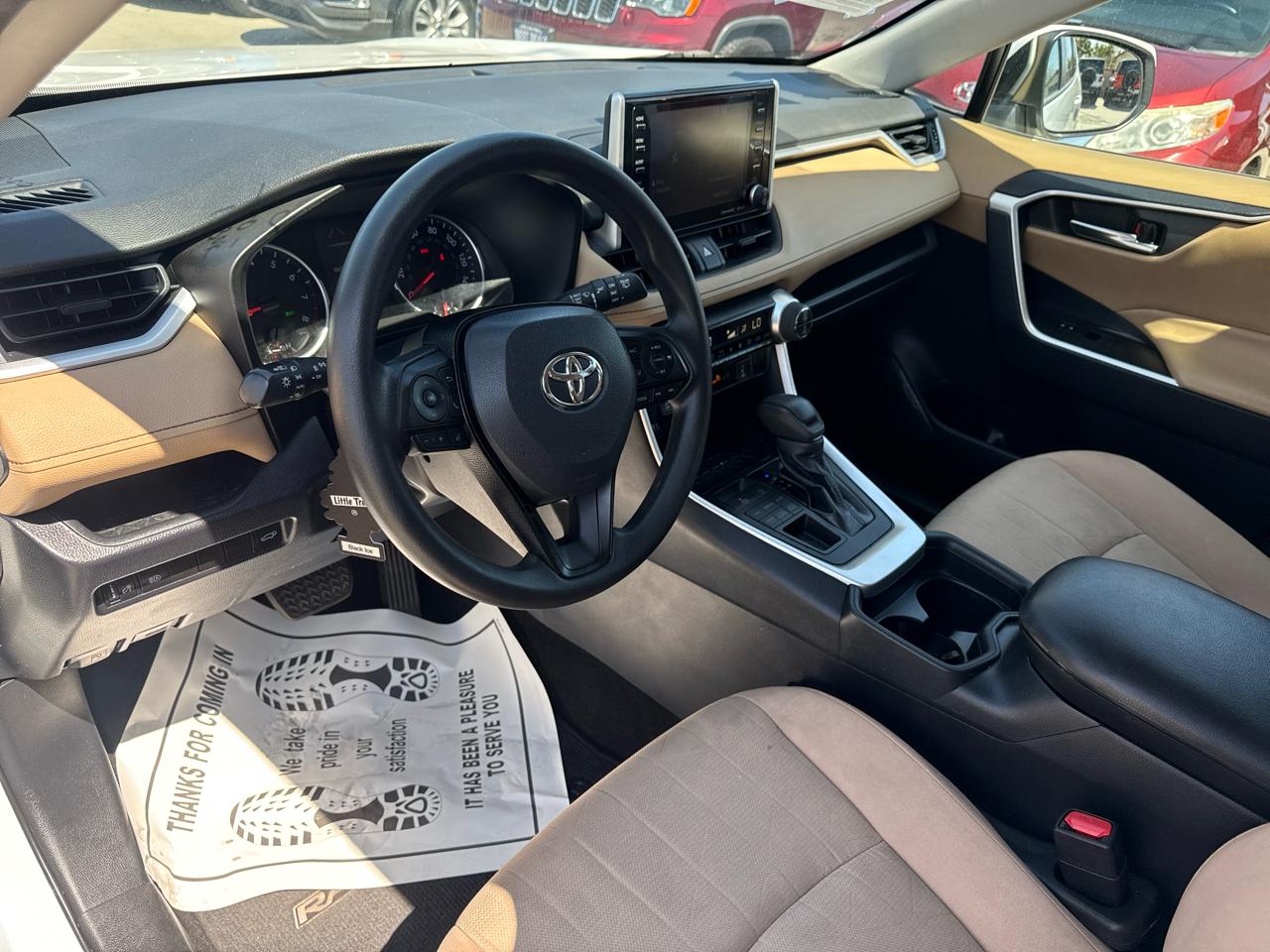 Toyota RAV4 XLE AWD (Natl) 2019