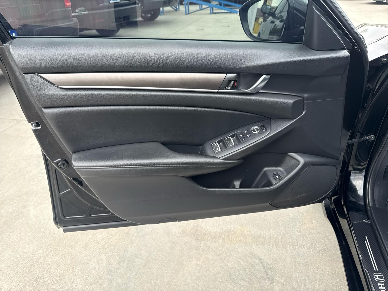 Honda Accord Sedan LX 1.5T CVT 2020