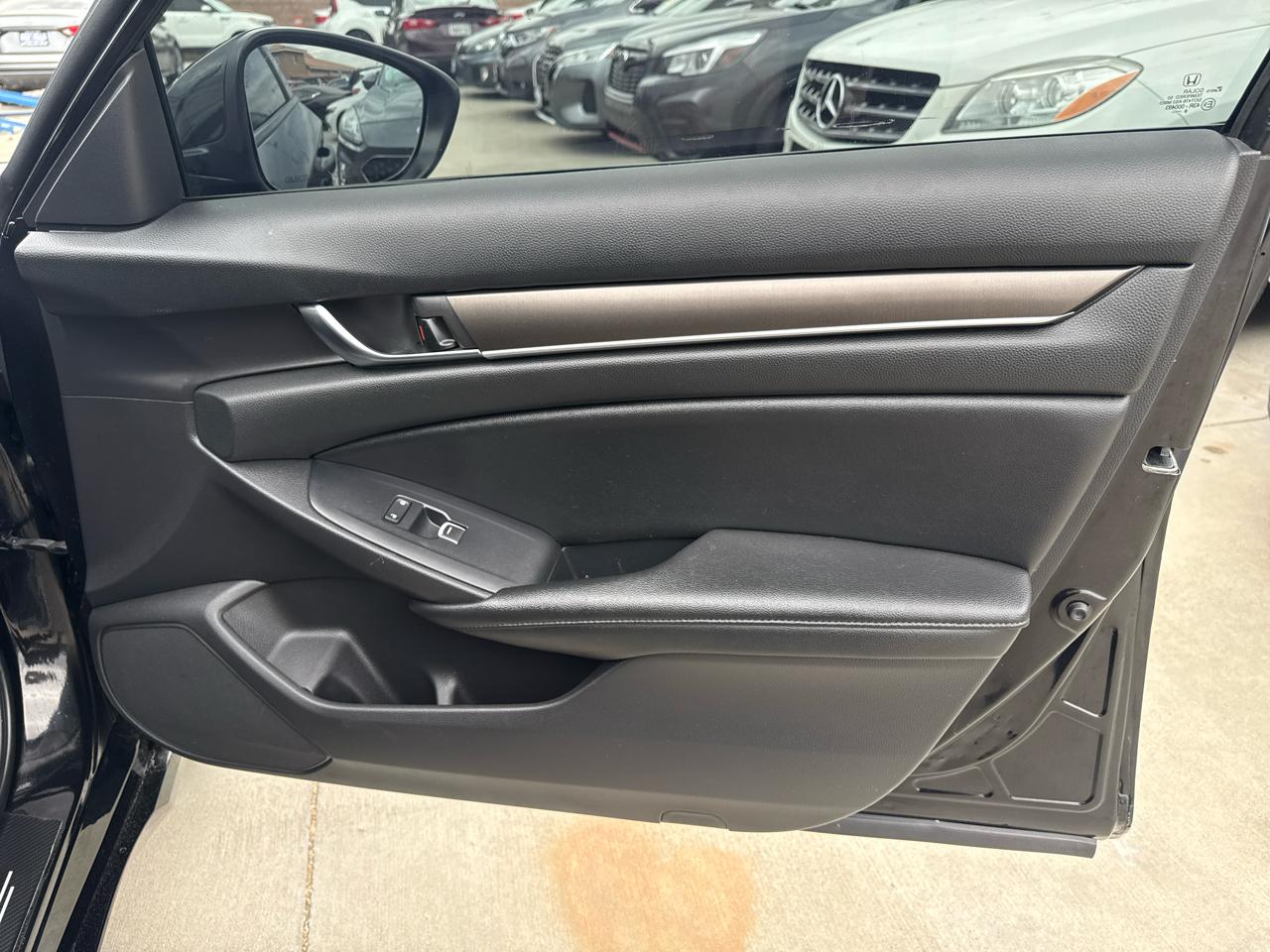 Honda Accord Sedan LX 1.5T CVT 2020