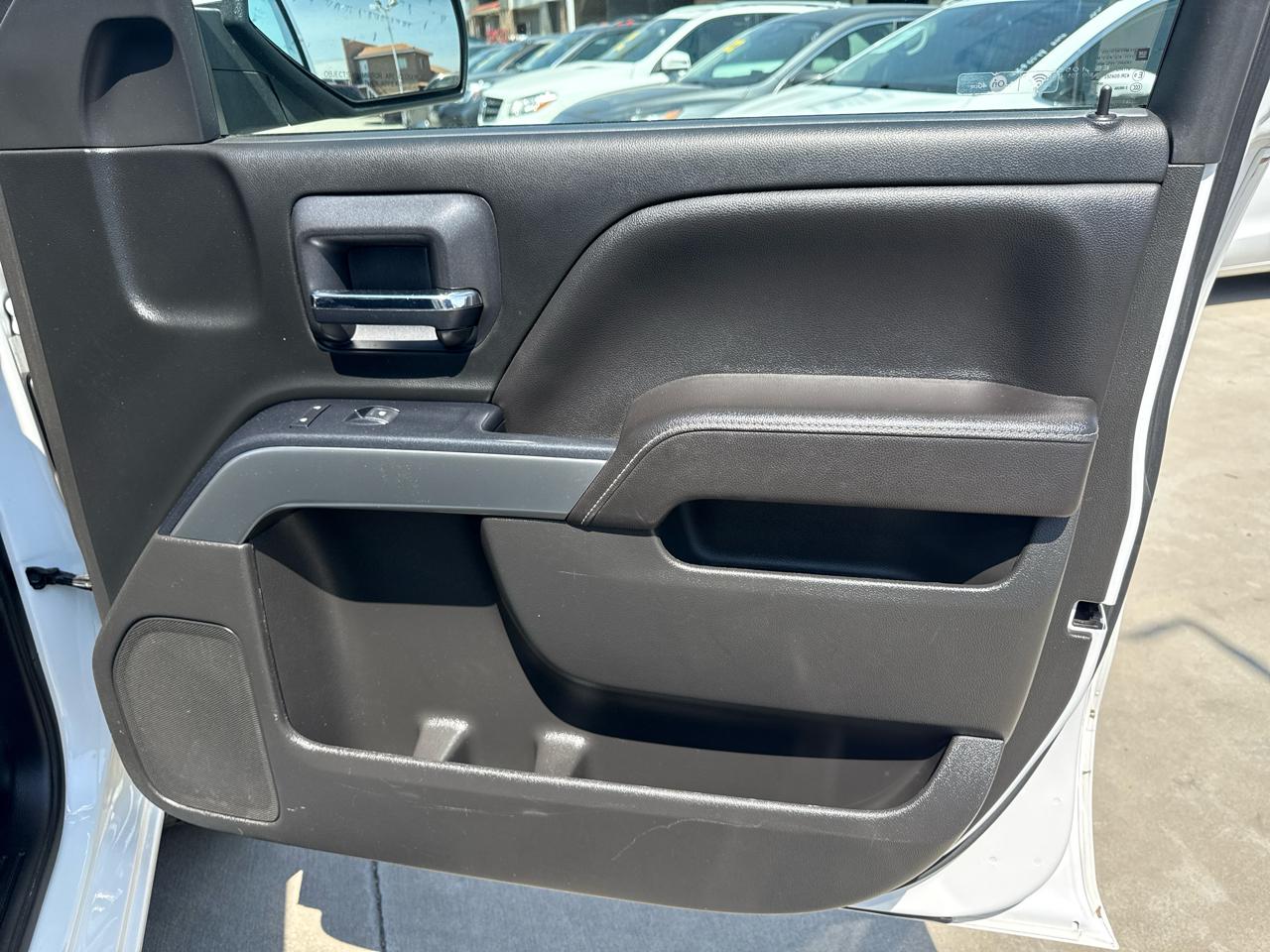 Chevrolet Silverado 1500 2WD Crew Cab 143.5" LT w/1LT 2018