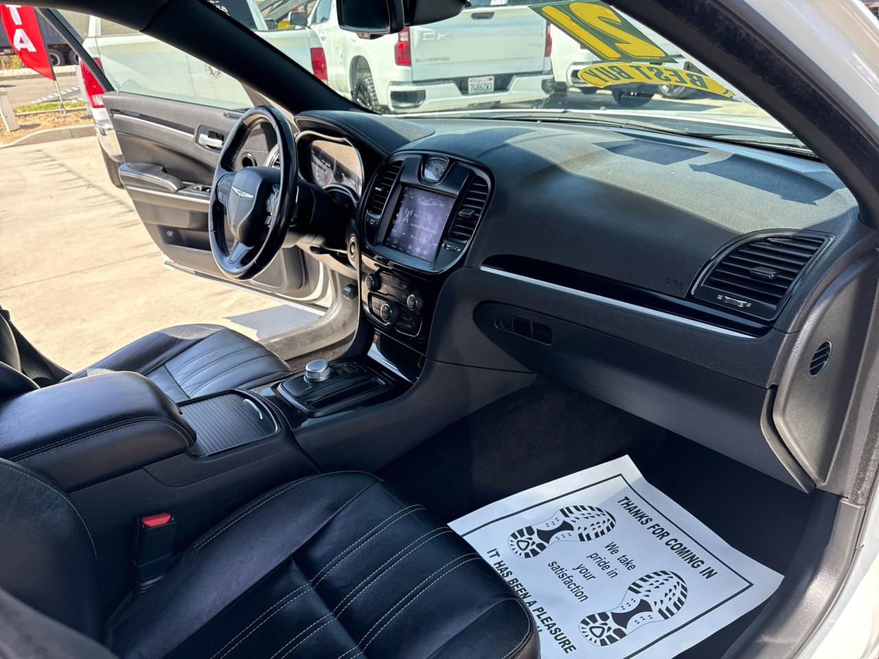 Chrysler 300 300S RWD 2021