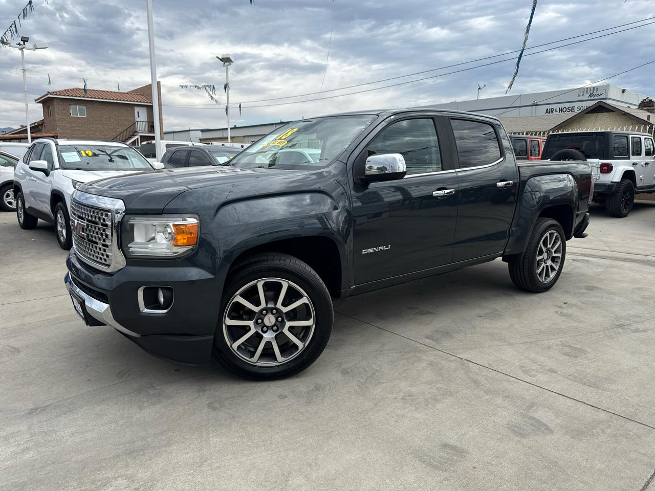 GMC Canyon 4WD Crew Cab 128.3" Denali 2018