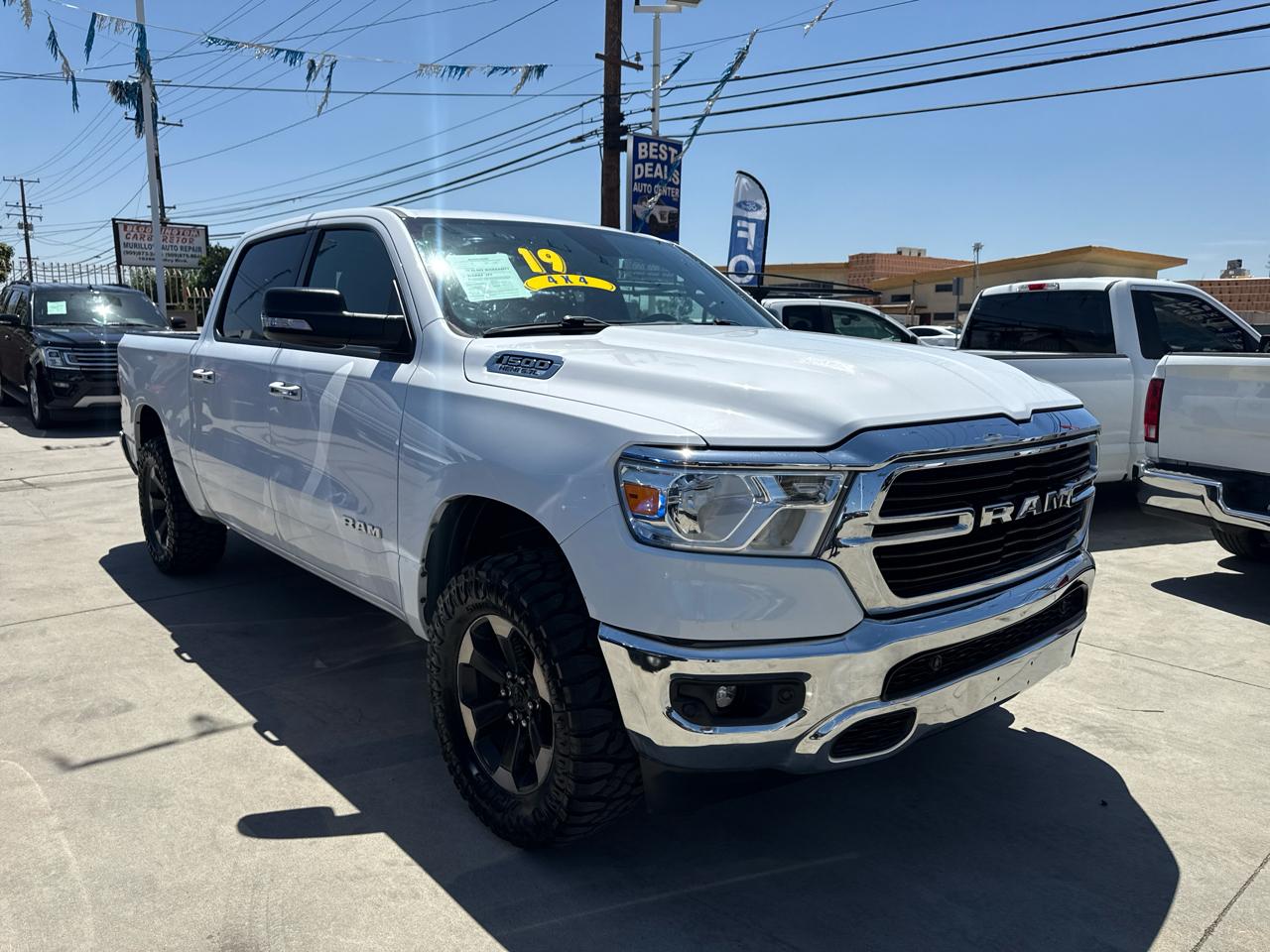 RAM 1500 Big Horn/Lone Star 4x4 Crew Cab 5'7" Box 2019