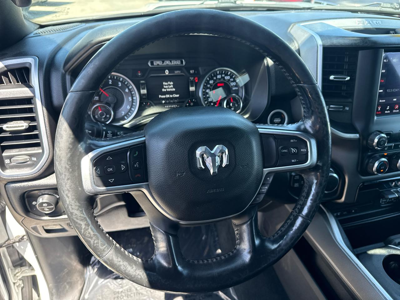 RAM 1500 Big Horn/Lone Star 4x4 Crew Cab 5'7" Box 2019