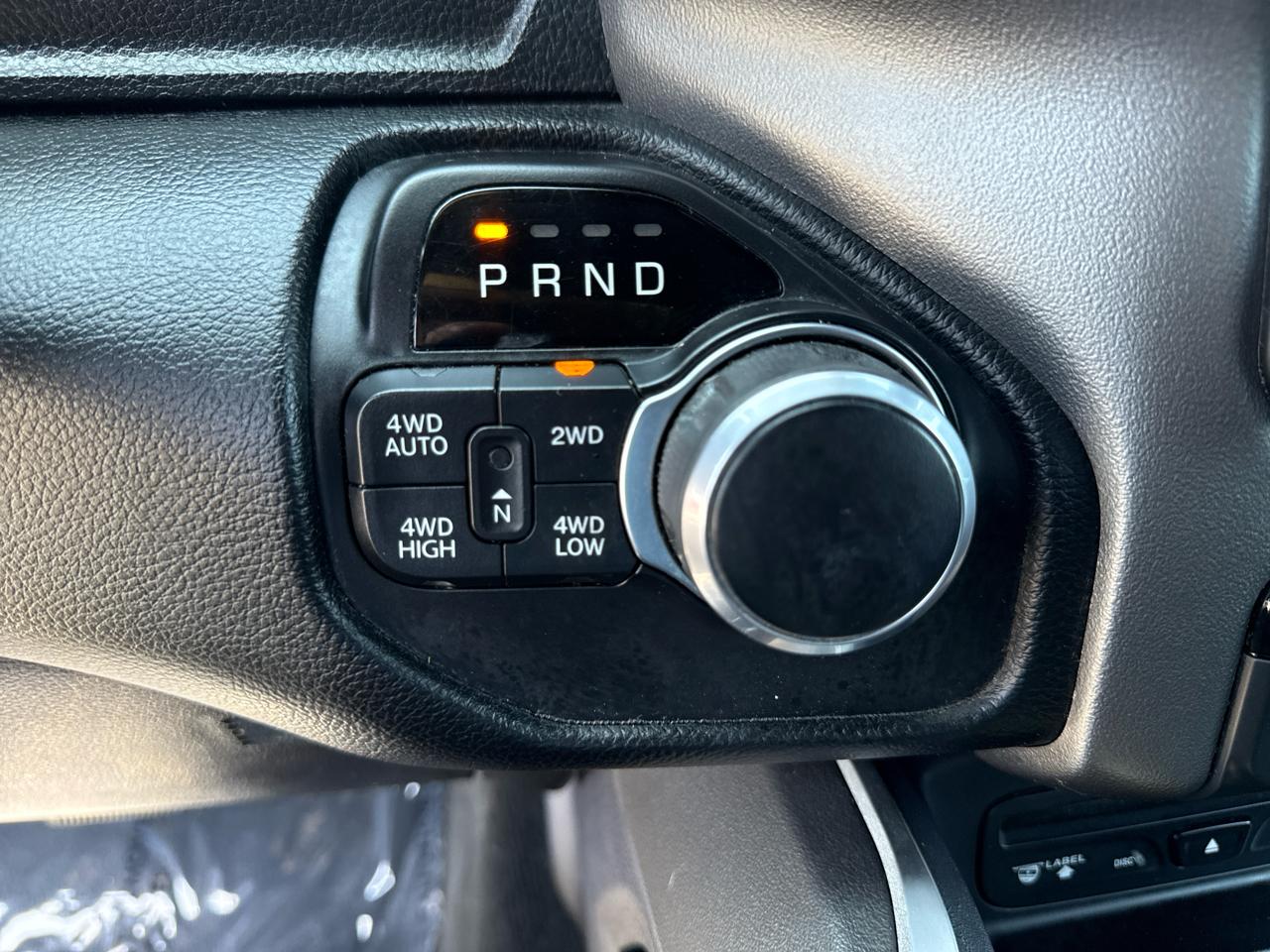 RAM 1500 Big Horn/Lone Star 4x4 Crew Cab 5'7" Box 2019