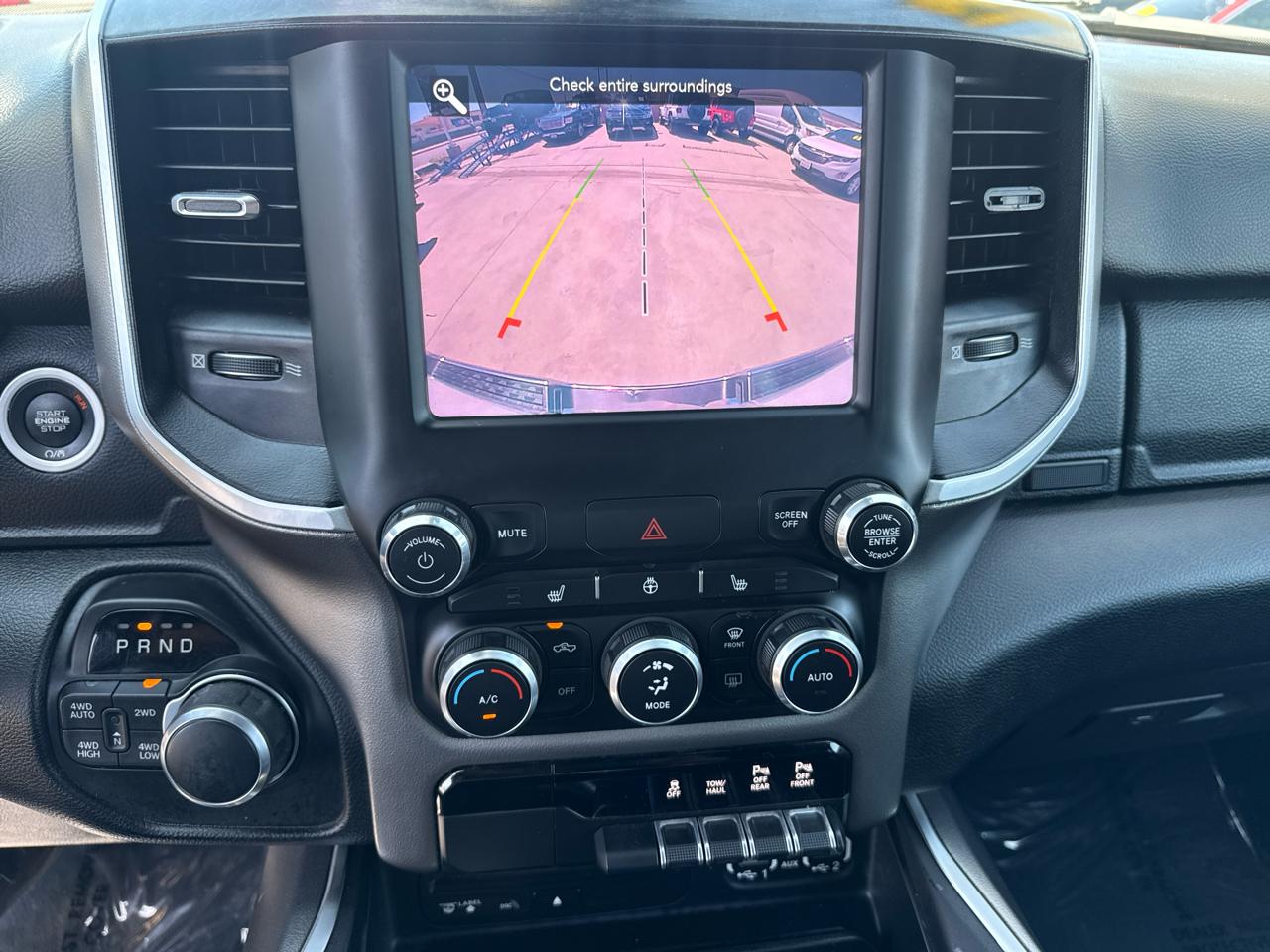 RAM 1500 Big Horn/Lone Star 4x4 Crew Cab 5'7" Box 2019