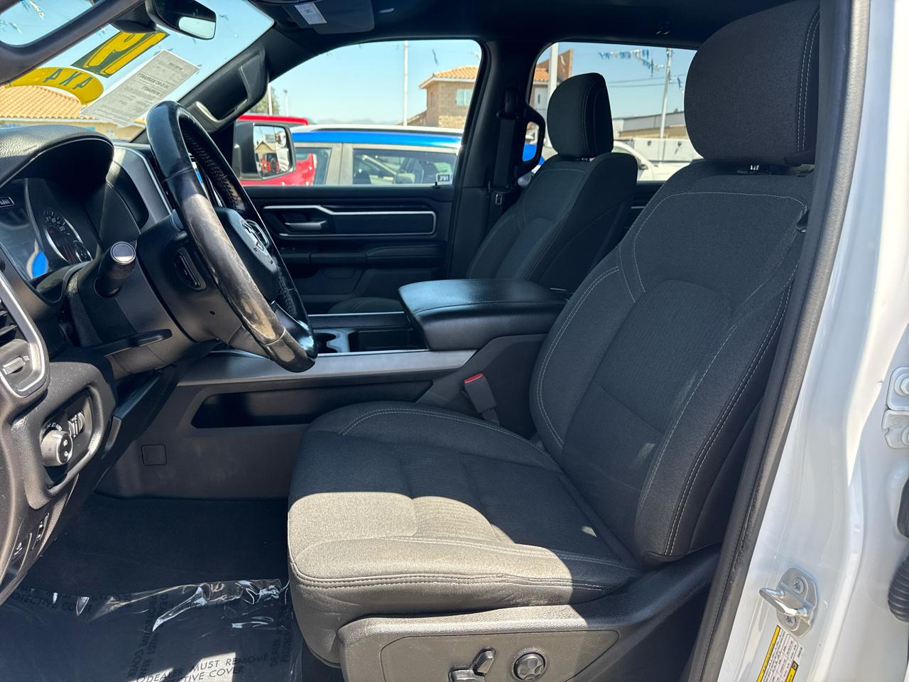 RAM 1500 Big Horn/Lone Star 4x4 Crew Cab 5'7" Box 2019