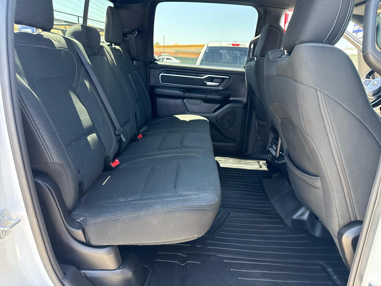 RAM 1500 Big Horn/Lone Star 4x4 Crew Cab 5'7" Box 2019