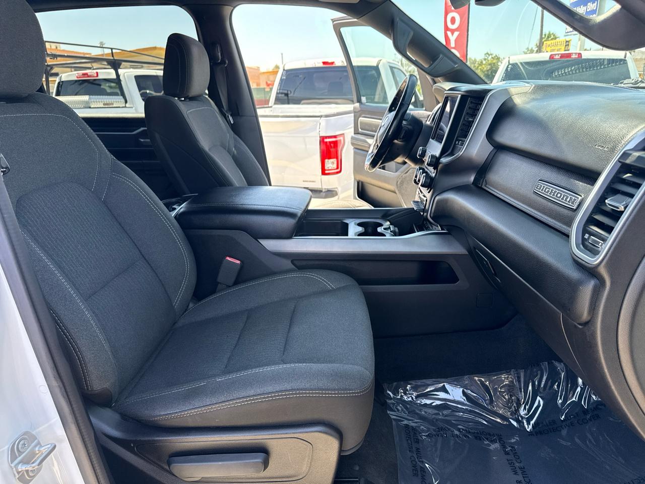 RAM 1500 Big Horn/Lone Star 4x4 Crew Cab 5'7" Box 2019