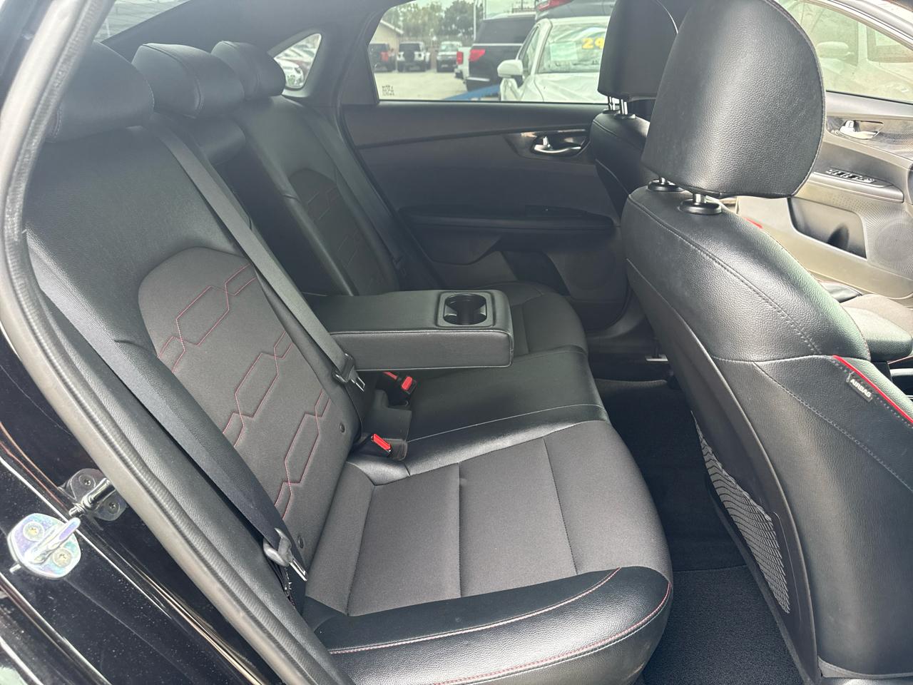 Kia Forte GT DCT 2021